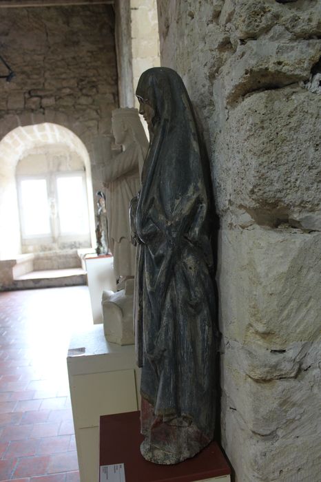 statue : Vierge, profil gauche, vue générale