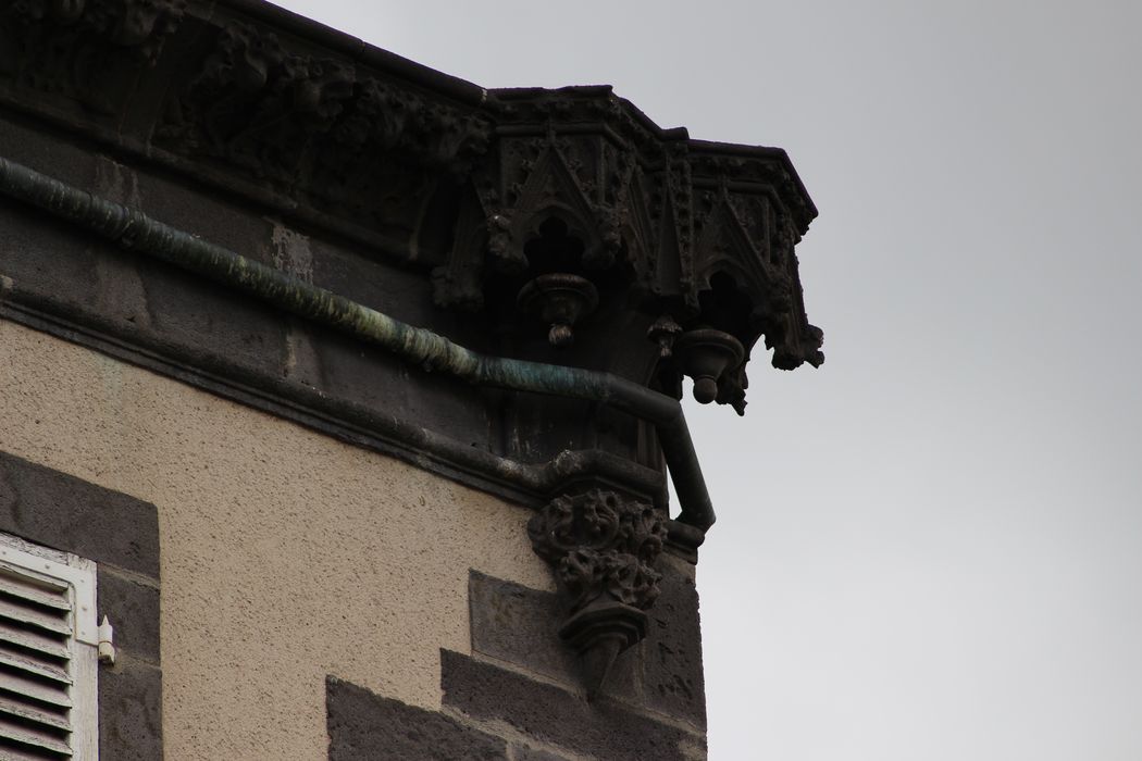 façade Sud, détail d’une corniche