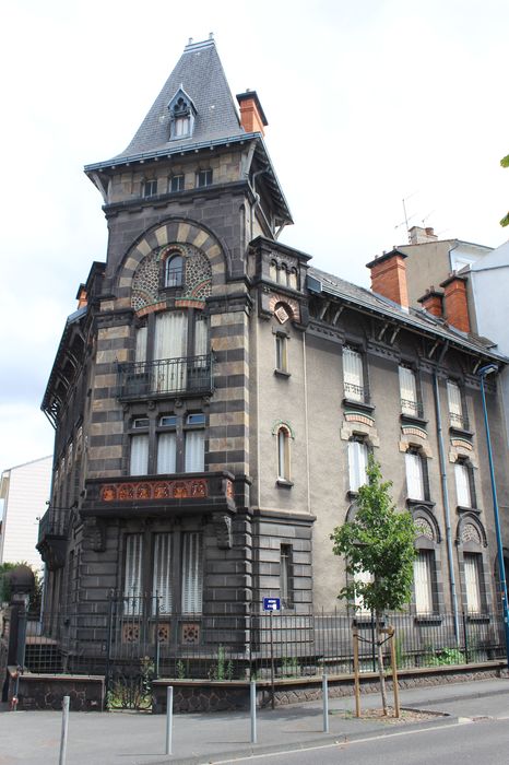 façade Ouest sur l'avenue d'Italie, vue générale