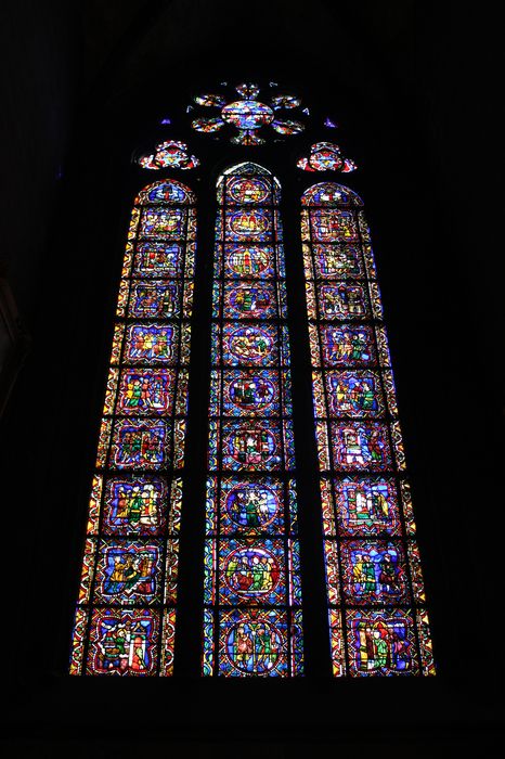 verrières du déambulatoire, chapelle Sainte-Agathe, vue générale