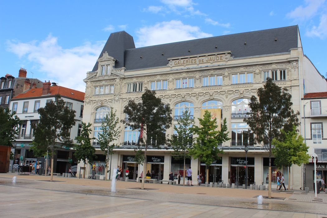 façade Ouest, vue générale