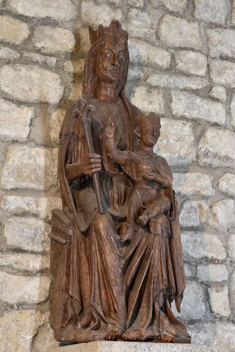 statue : Vierge à l'Enfant assise, vue générale