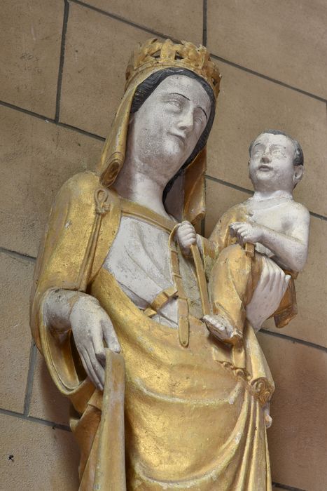 statue : Vierge à l'Enfant, vue partielle