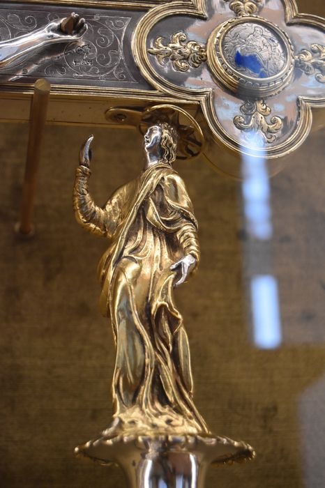 croix de procession, détail