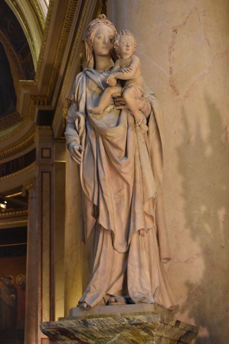 statue : Vierge à l'Enfant, vue générale - © Ministère de la Culture (France), Médiathèque du patrimoine et de la photographie, diffusion RMN-GP