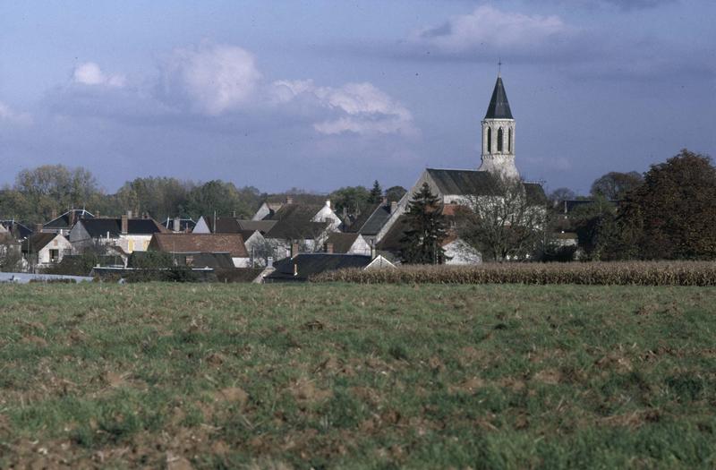 Vue générale du village, clocher de l'église