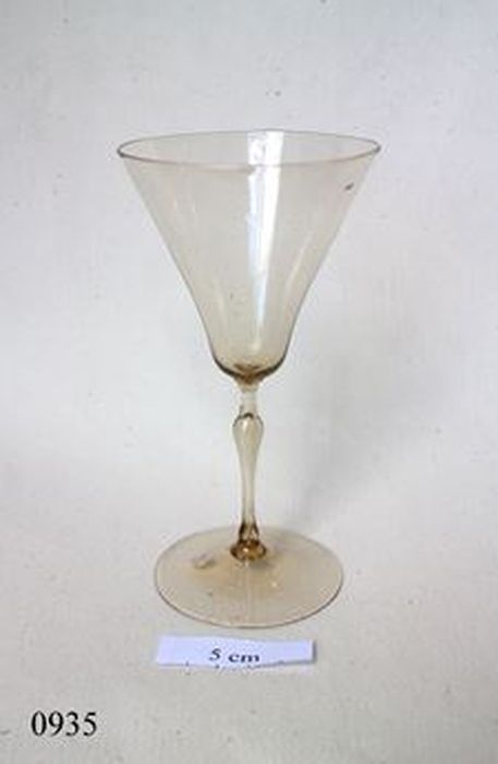 verre à jambe, vue générale