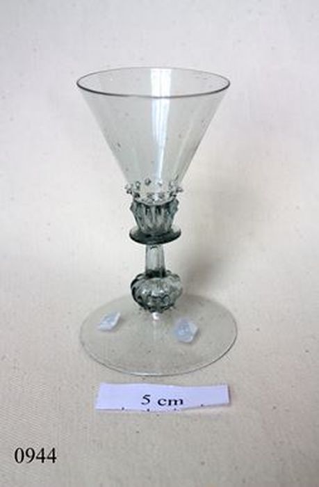 verre à jambe, vue générale