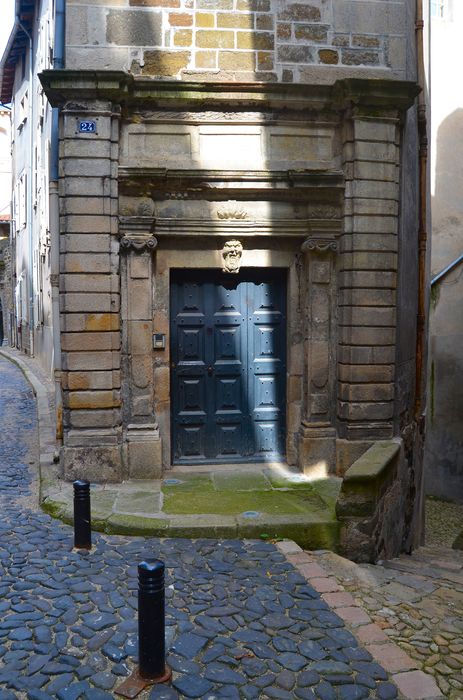 porte d’accès sur rue, vue générale