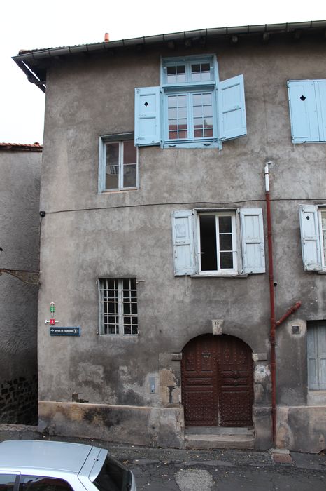 façade sur rue, vue générale