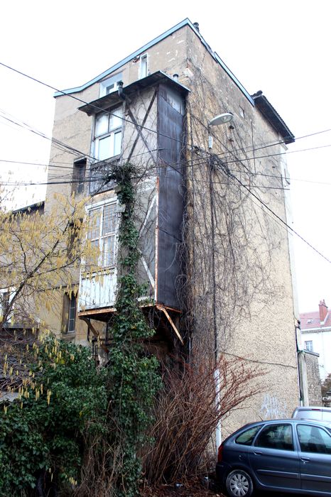 Maison : Façade nord et ouest, vue générale