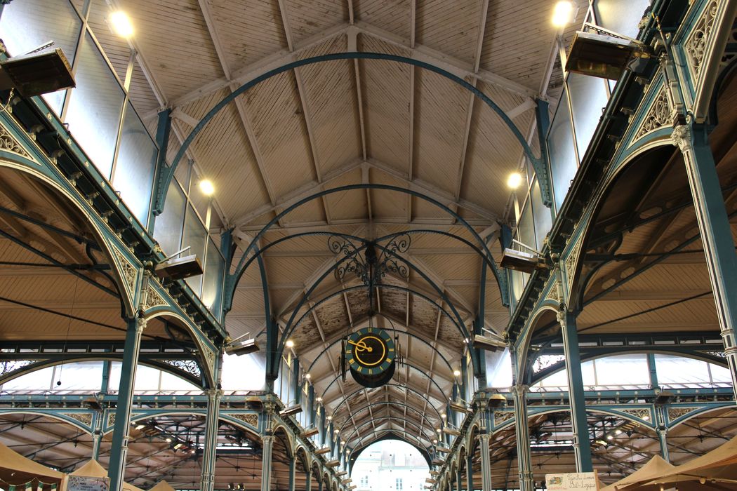 Halles du marché : Nef centrale, vue générale