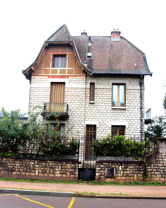 Maison Constantin et son jardin : Façade est, vue générale