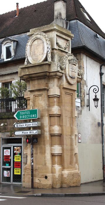 Porte Saint-Pierre (ancienne) : Vue générale