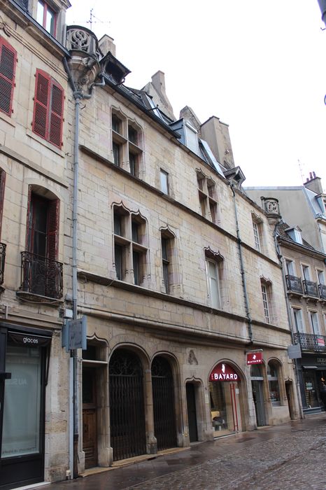 Ancien hôtel de Rochefort ou hôtel Morel-Sauvegrain : Façade sur rue, vue générale