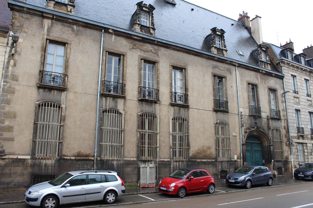 Hôtel de Vienne : Façade sur rue, vue générale