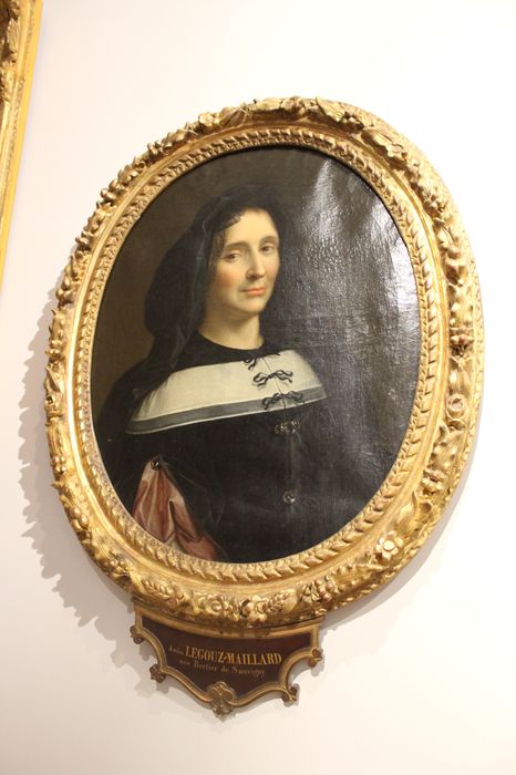 tableau et son cadre : Portrait d’Anne Legouz-Maillard, bienfaitrice de l'hospice Sainte-Anne