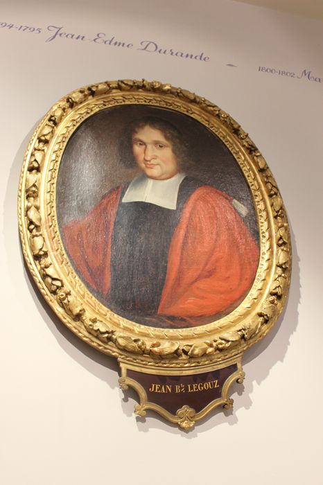 tableau et son cadre : Portrait de Jean-Baptiste Legouz, bienfaiteur de l'hospice Sainte-Anne