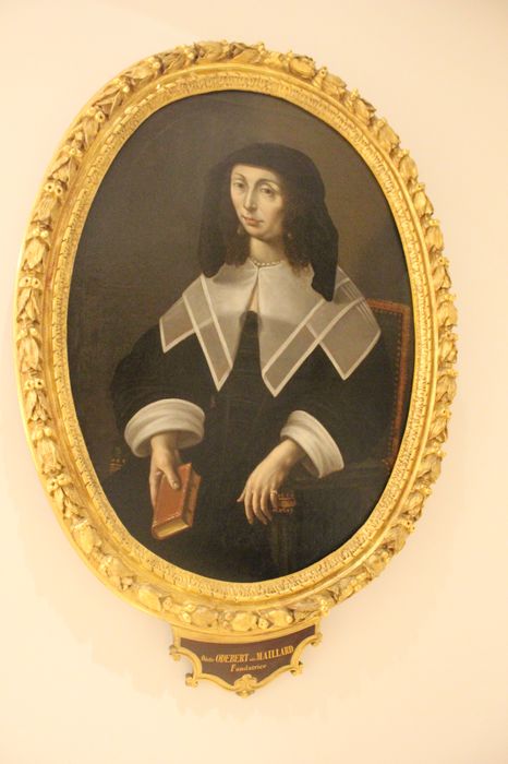 tableau et son cadre : Portrait d’Odette Odebert, bienfaitrice de l'hospice Sainte-Anne