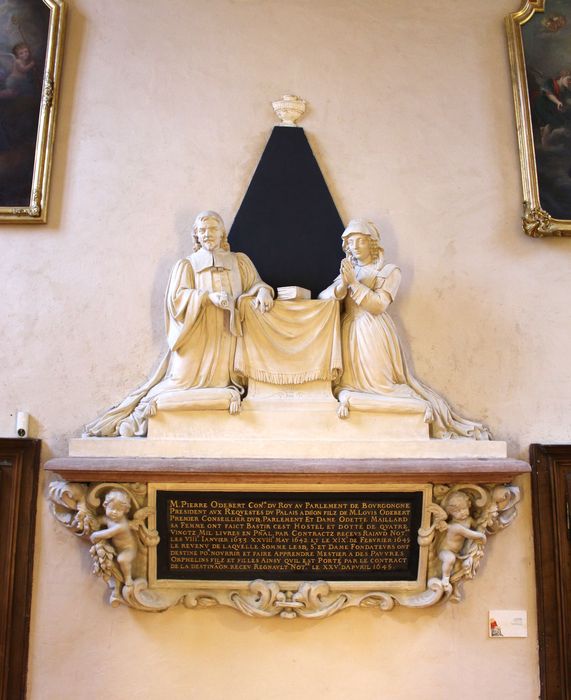 cénotaphe et statues tombales de Pierre Odebert et de son épouse Odette Maillard