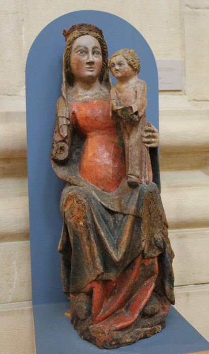 statue : Vierge à l'Enfant