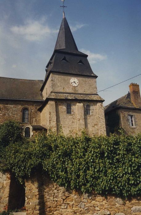 Eglise succursale de Molières : Clocher, élévation sud, vue générale