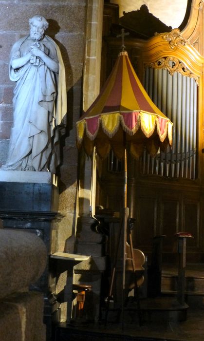 Clochette et ombellino de basilique - © Ministère de la Culture (France), Médiathèque du patrimoine et de la photographie, diffusion RMN-GP