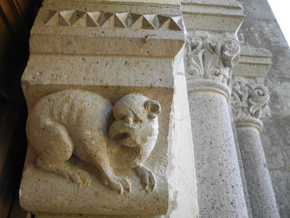 Chapelle d'Albart : Portail d’accès nord, détail