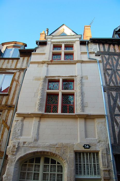 Maison : Façade sur rue, vue générale