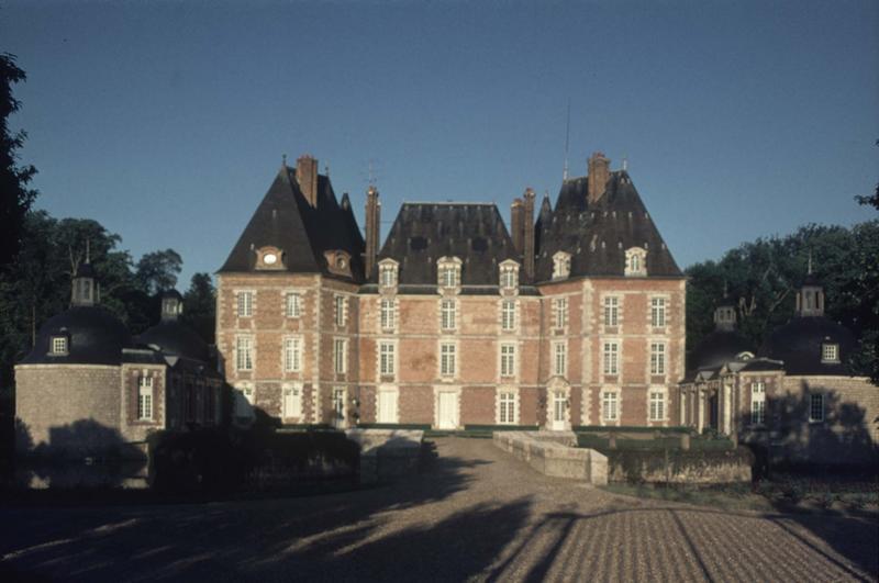 Façade sur la cour d'honneur