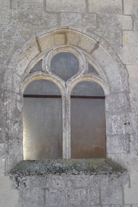 Chapelle de Chavres : Baie sud du choeur, vue générale