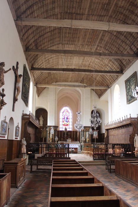 Collégiale Saint-Pierre : Nef, vue générale