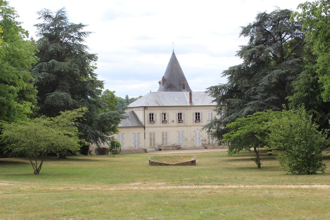 Château de Trye: Ensemble nord, vue partielle