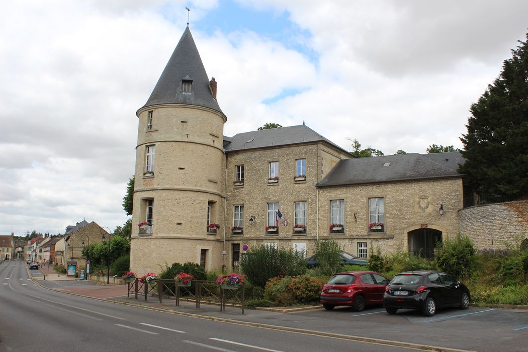 Château de Trye: Ensemble sud, vue partielle