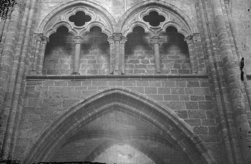 Intérieur : arcature du triforium