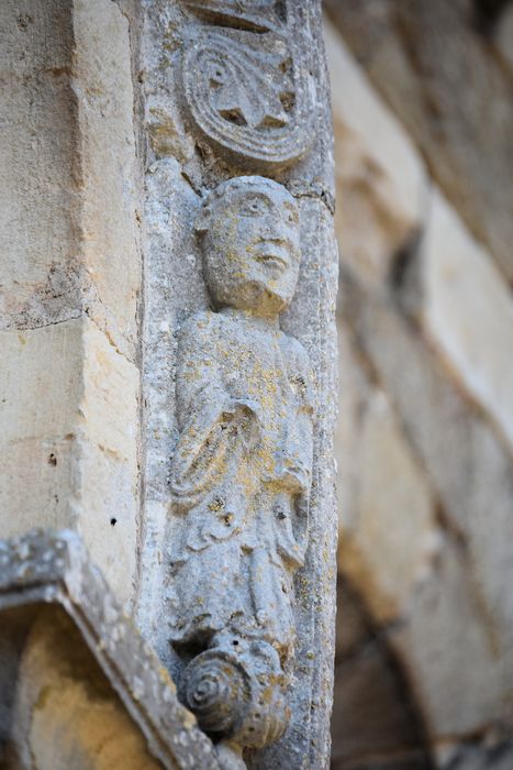 Eglise Saint-Hilaire : Portail nord, détail