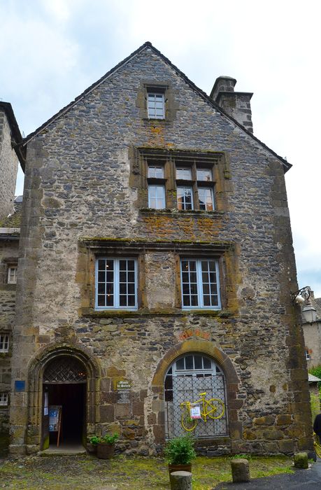 Maison des Templiers : Façade nord, vue générale