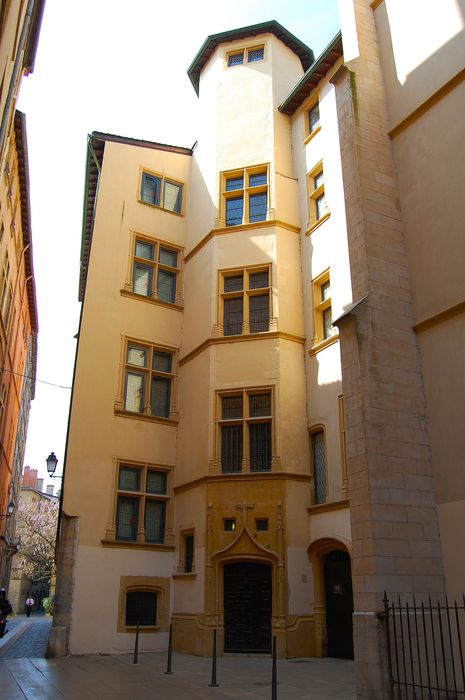 Hôtel de Gadagne : Façade sur rue, vue générale