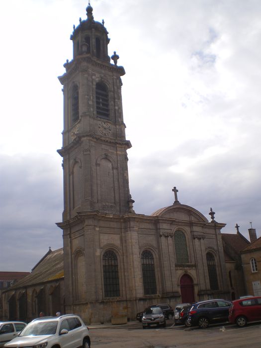 Eglise Saint-Martin : Façade occidentale, vue générale