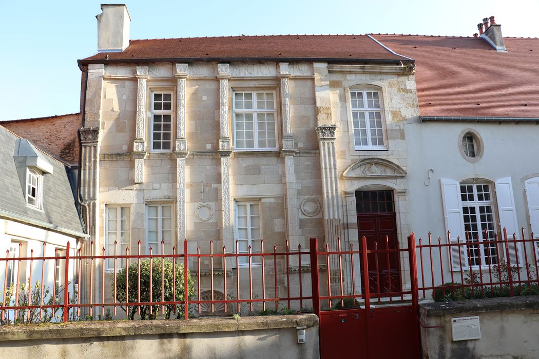 Hôtel de Roze : Façade sur rue, vue générale