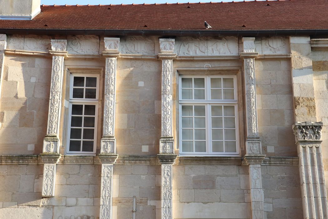 Hôtel de Roze : Façade sur rue, vue partielle