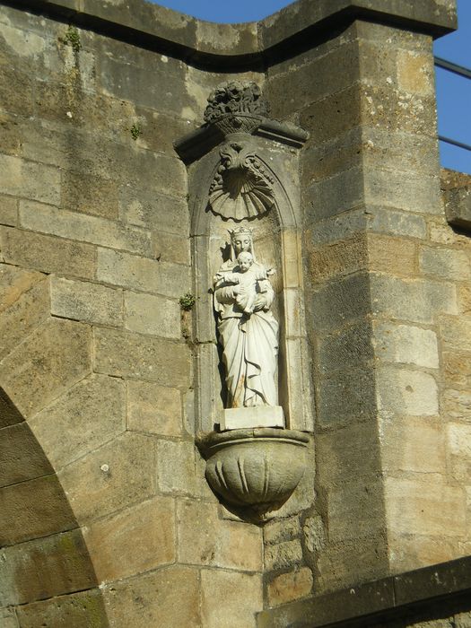 Porte des anciens remparts dite Porte de l'Hôtel de Ville