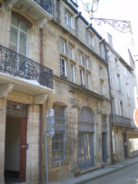 Maison : Façade sur rue, vue générale