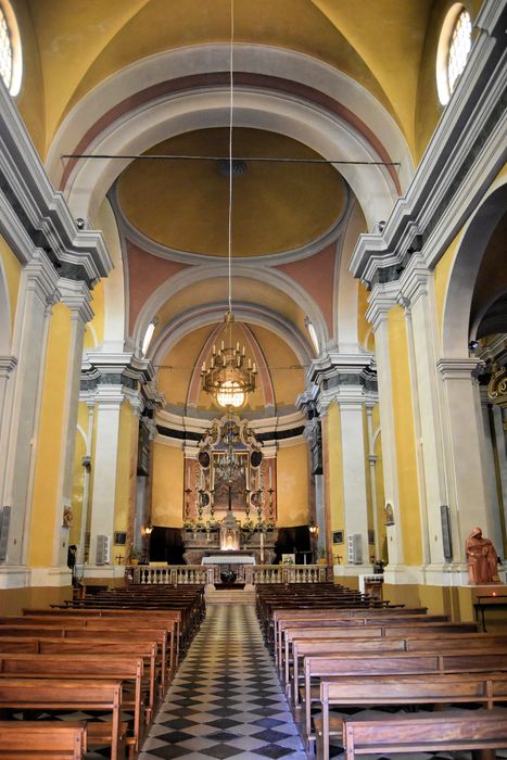 Eglise Saint-Michel : Nef, vue générale