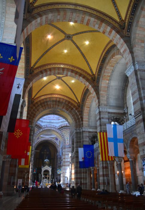 Cathédrale Sainte-Marie-Majeure, dite Nouvelle Major : Nef, vue générale