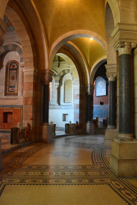 Cathédrale Sainte-Marie-Majeure, dite Nouvelle Major : Déambulatoire