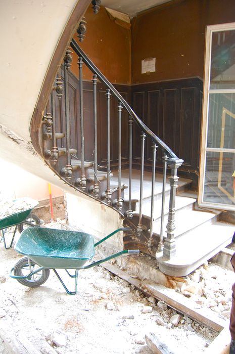 Hôtel de Cambacérès ou de Bragelongue : Escalier secondaire, vue partielle