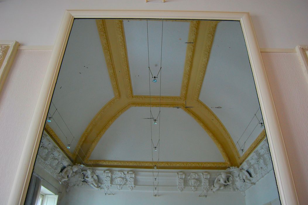 Hôtel de Cambacérès ou de Bragelongue : Salon, vue partielle du plafond