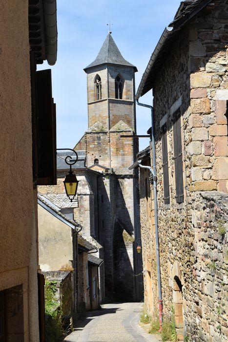 Eglise Saint-Jean : Clocher, vue générale