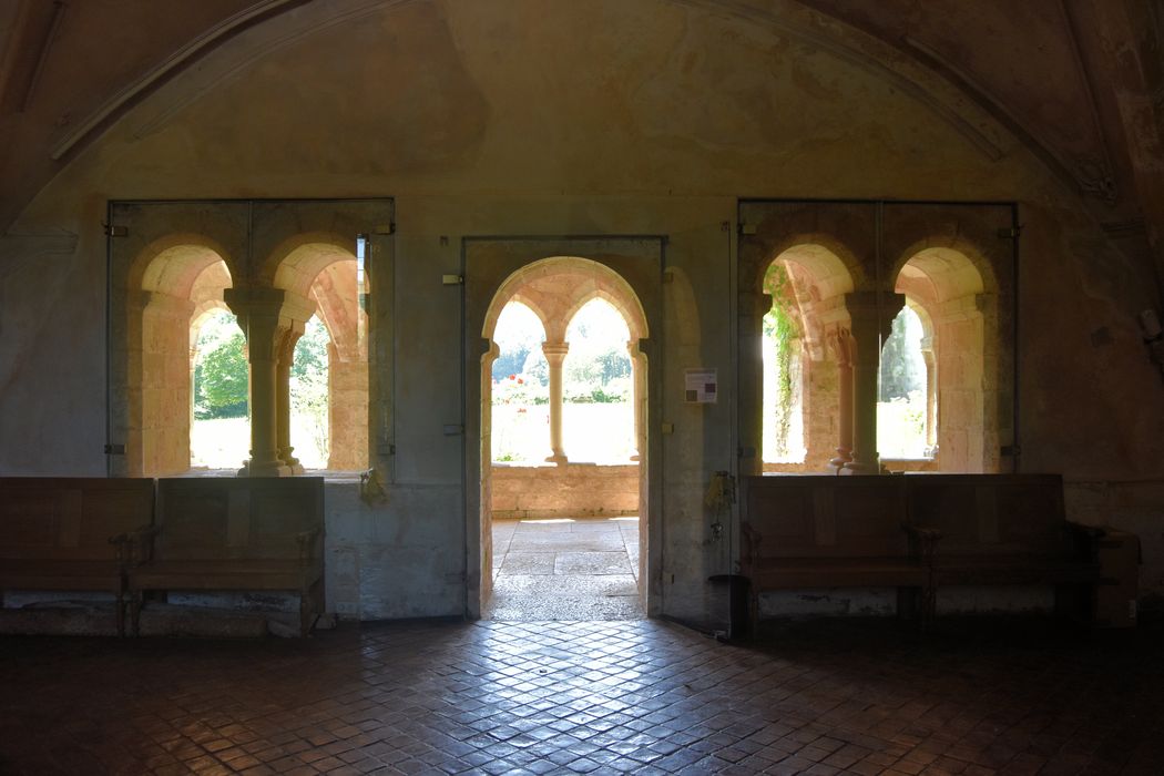 Ancienne abbaye : Salle capitulaire, vue partielle